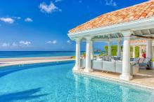 2-PetitePlage5-Pool_A louer villa Grand Case Saint Martin